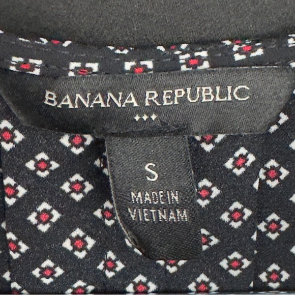 Banana Republic Womens Tops Bundle Small 2 Pack Sleeveless Tank Floral Blouse - Picture 3 of 8